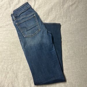 Super stretch size 2 American Eagle straight leg jeans